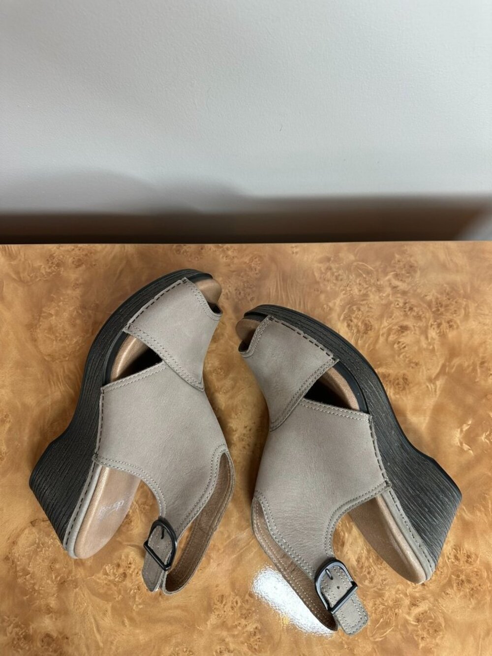 Dansko Vanda Taupe Leather Milled Wedge Slingback Peep Toe Shoes Size 40 - Picture 6 of 10